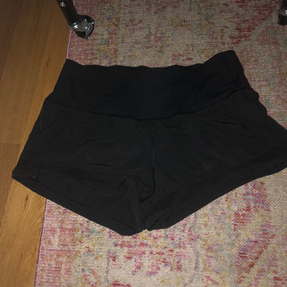 Lulu Lemon size 4 running shorts